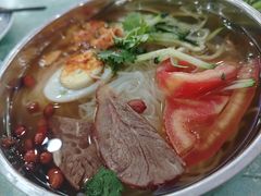 朝鲜冷面-鹤乡东北菜(崮山路店)