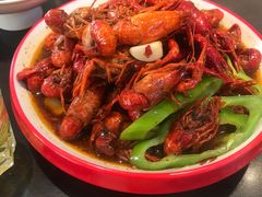 -川流不息·地道川菜·小龙虾(松东路店)