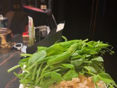 -雍容荟帝王蟹活龙虾展台自助(IFS黑金店)