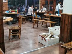 大堂-三里屯土灶炖公鸡地锅鸡(江东店)