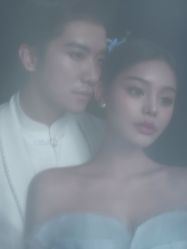 -至臻微拉婚纱摄影