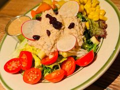-玛格萝妮比萨屋(陆家浜路店)