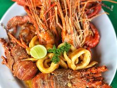 -Green Lobster Waskaduwa Seafood Restaurant