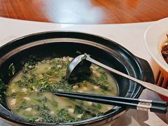 -东豪园林海鲜酒家(南港路辅路店)