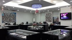 -威德钻石-克拉钻大本营(南京东路店)