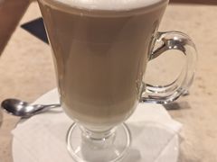 -阿维斯咖啡(镜湖店)