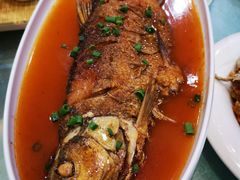 -学生路大别山酒店