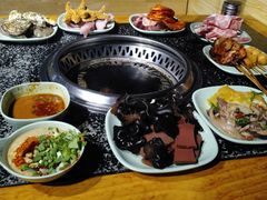 -釜御山海鲜烤肉火锅自助(新城市中心店)