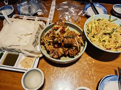 -95号酱骨·一块豆腐(展春园西路店)