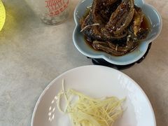 大眼镜脆鳝-二泉园老菜馆·百年无锡菜