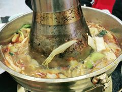 -撒拉人家.酸菜牦牛肉火锅