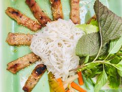 -Lam Vien Restaurant