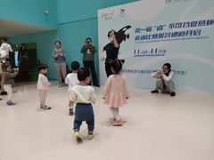 -爱睿思儿童早教亲子游泳(万象城店)