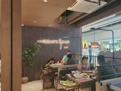 -老牌坊云南鱼豆花火锅(哈西万达店)