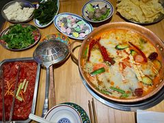 -洱火云南酸菜牛肉火锅(石景山当代商城店)