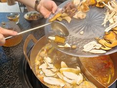 -一善菌·云南菌汤·云南菜(银泰城店)