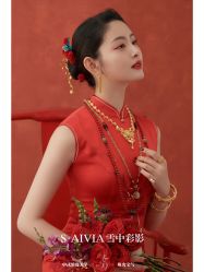 -雪中彩影婚纱摄影·微光艺术中心