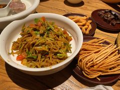 -老阿妈蒙古村·蒙古包·草原文化·歌舞表演(老君堂店)
