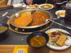 -沸炉重庆老火锅(军事博物馆店)