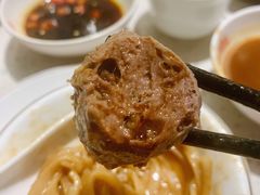 手锤牛肉丸(熟)-幸运牛汕头小黄牛牛肉火锅(梅林店)
