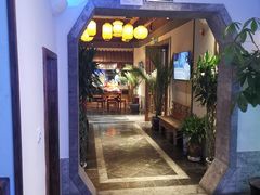门面-四季厨房 鲁菜·孔府烤鸭(高新万达店)