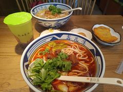 -鑫花溪牛肉米粉(景德路店)