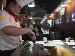 -利昂法式铁板主题餐厅(新奥购物中心店)