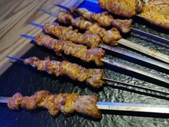羊肉串-以串成名·音乐烤吧(曹路恒越荣欣店)