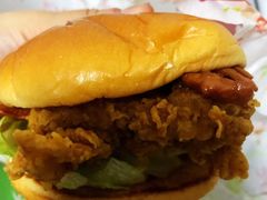 吮指十三鲜小龙虾烤鸡堡/鸡肉卷-肯德基(招远金城店)