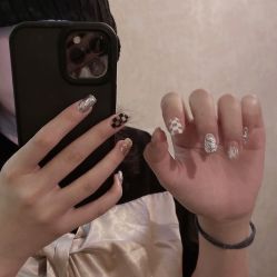 -俪颜·美甲美睫