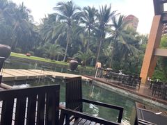 -三亚湾海居铂尔曼度假酒店