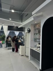 -U·NI SALON 造型