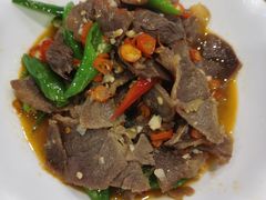 辣椒炒牛腱子-湘缘道客•湘缘饭店·25年湘菜馆(古墩路店)