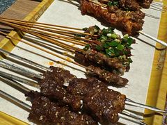 -街角等你.大连海鲜烧烤.经典铁板海鲜串(西安路店)