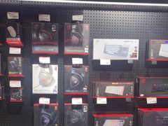 -ROG玩家国度(美罗城店)