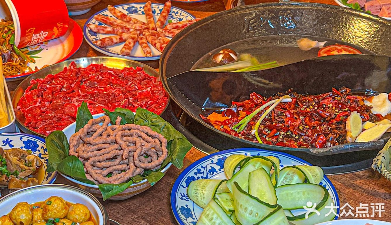 这家东莞首家我可惦记好久啦 / 头牌烧菜火锅香迷糊了