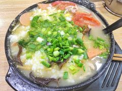 三鲜砂锅烫饭-吃不亏特色包子(三峡广场店)