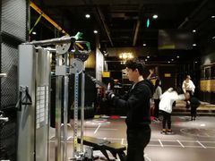 -VLines耀能运动24小时·月付制健身(京广桥店)