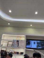 -花岐款式专研健康美甲沙龙