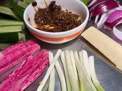 -南城十里潮汕鲜牛火锅·鲜虾生滚粥(融汇老商埠店)