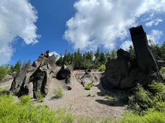 -峡谷浮石林景区