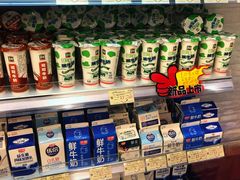 零售区-牛朋牛奶棚(南昌路店)