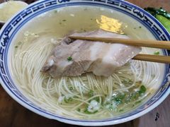 枫镇大肉面肉13面17-同得兴 Since·1995 传统苏式面馆(嘉馀坊店)