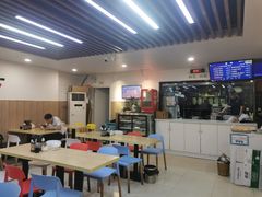 环境-小马牛肉面·牛骨熬制(南京博物院店)