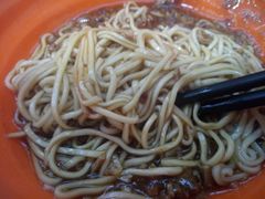 炸酱拌面-食惠里小笼包面馆(越秀店)