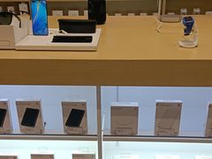 -华为授权体验店(中山公园来福士)