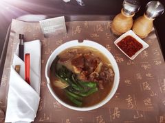 -深圳隐秀山居酒店