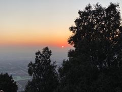 -鬼笑石后山停车场