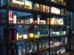 零售区-星巴克(苏州诚品店)