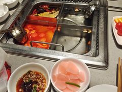 -海底捞火锅(高新万达店)
